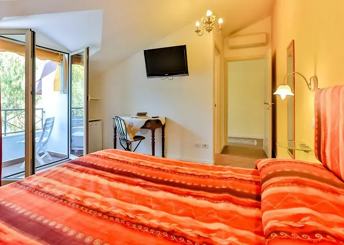 Ca De Rossana לינה וארוחת בוקר